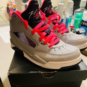 Jordan Flights 9.5 GG